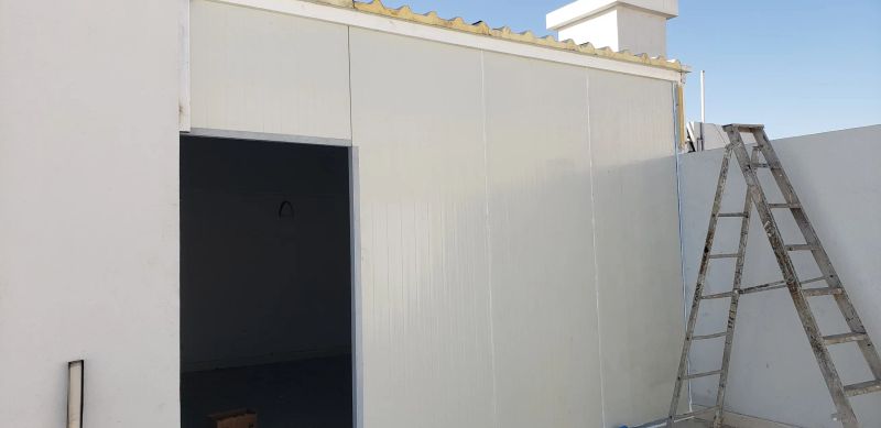 مشروع ساندوتش بانل #3 بجدة - أعمال تصميم وتركيب متقنة من مؤسسة الأفق للمظلات