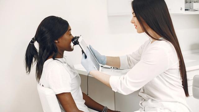 Dermatologas