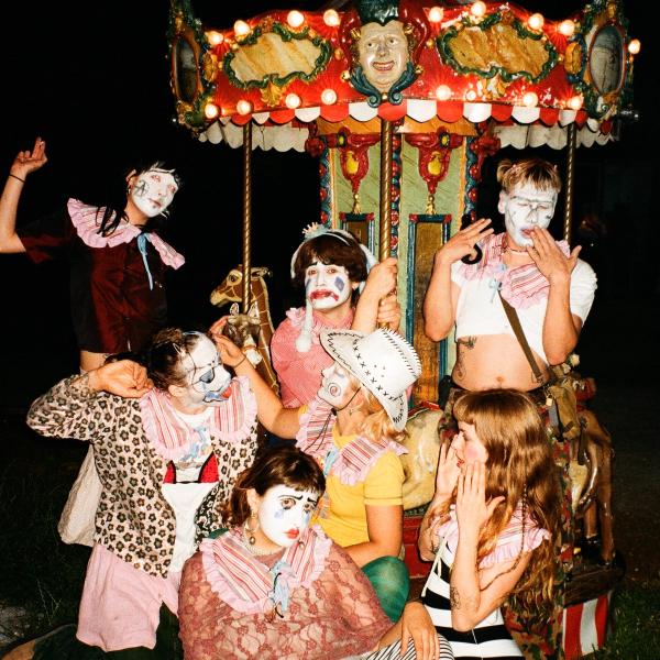 Die Dachdeckende Randgruppe