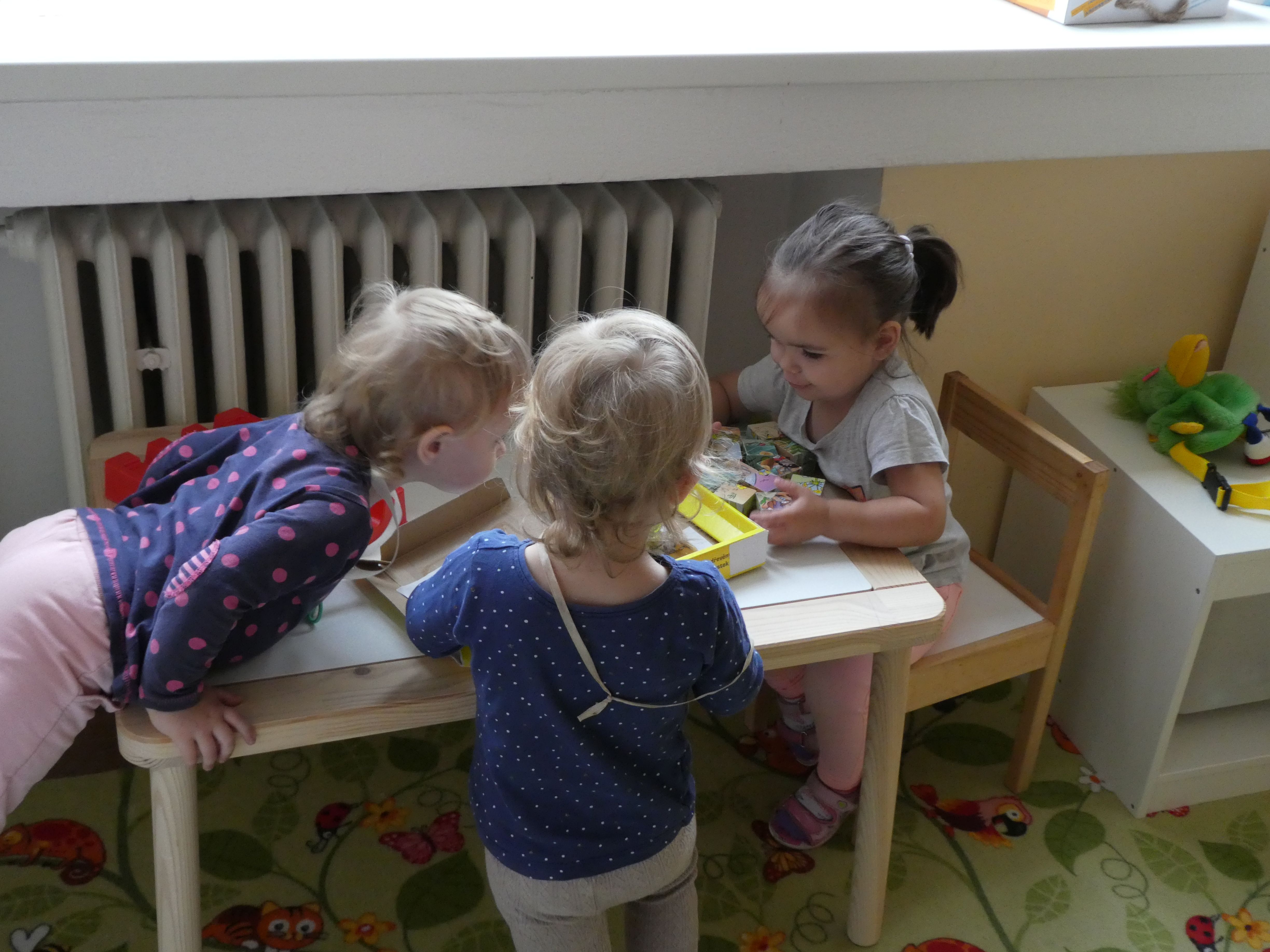 Play Hubs: nonformal ECEC supporting young Ukrainian children in Slovakia and Hungary