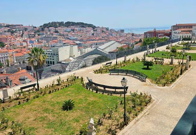Garden viewpoint overlooking Lisbon
