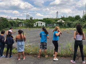 Smoothing the Transition of Roma Children from the Trailer Park to School