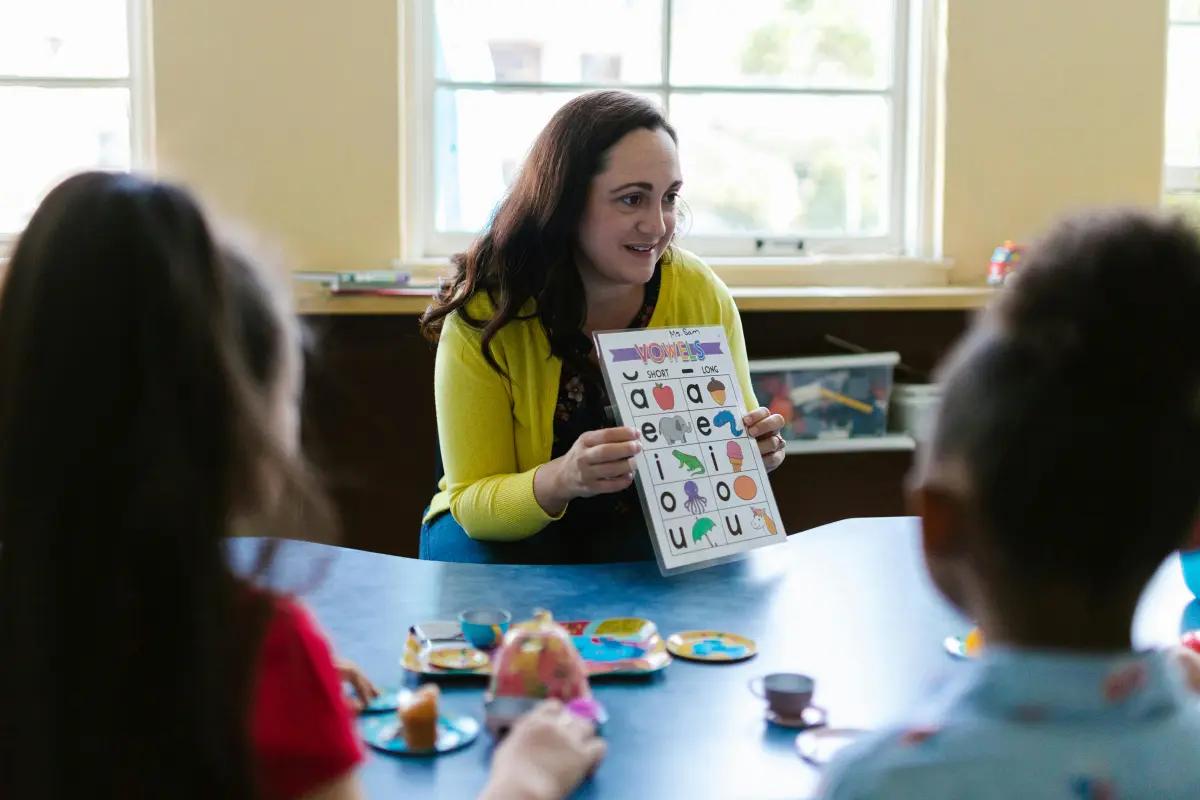 Program for Empowerment and Promoting the Development of competencies of parents of children up to 12 years of Age, in Situations of Migrations and Refugeehood (PoM)