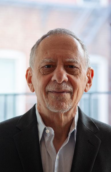 Portrait of Ariel Fiszbein