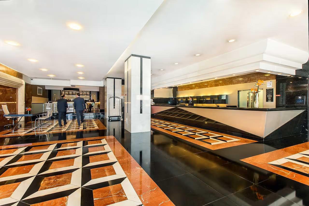 Lobby of the Sana Metropolitan hotel