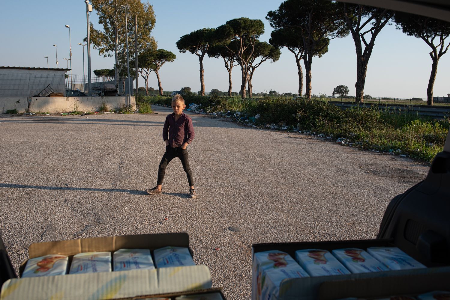 #IStayCamp. Health Conditions, Food Deprivation and Solidarity Problems in the First Days of Lockdown in the Roma Villages of Rome