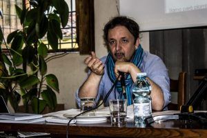 Roma children’s education in Italy: from ‘gypsy pedagogy’ to innovative educational practices