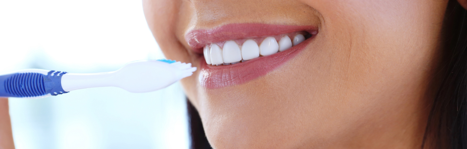 How to Whiten Teeth at Home