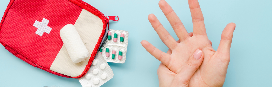 Prepare your basic summer first aid kit for the whole family