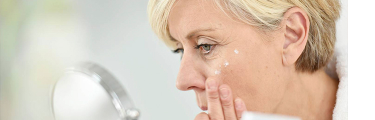 Benefits of hyaluronic acid to hydrate and rejuvenate the skin