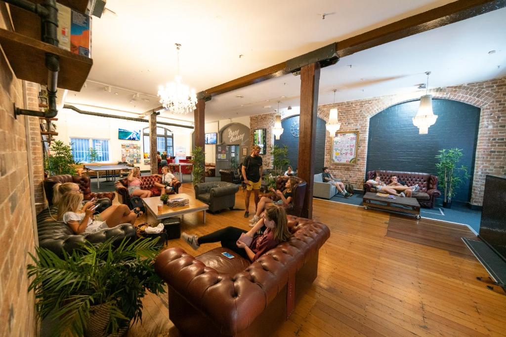 Nomads Noosa Hostel Lounge Chill Room