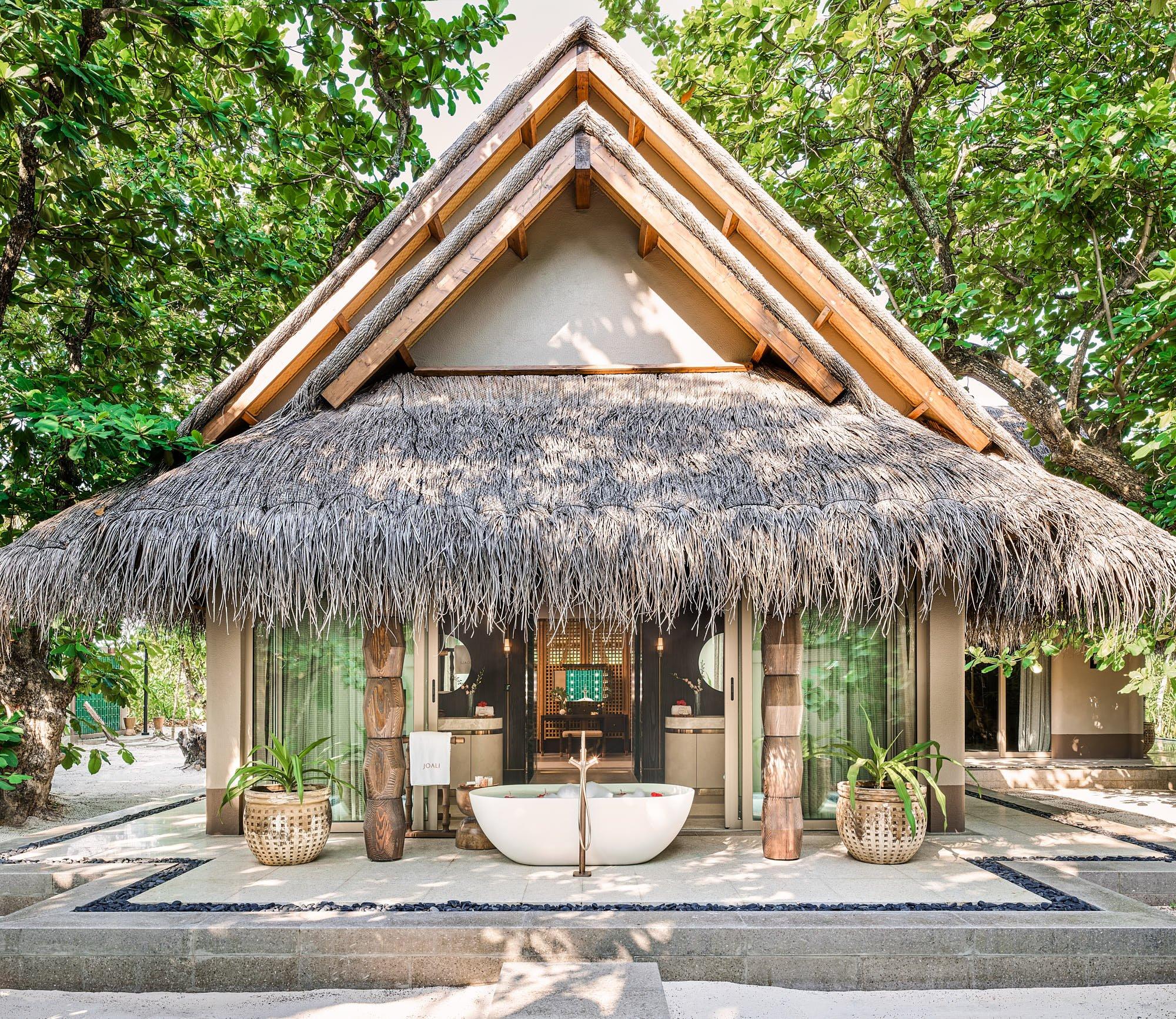Luxury Beach Villa With Pool