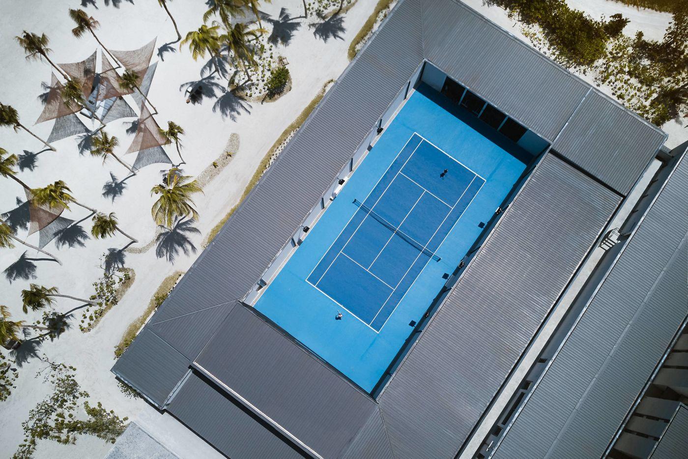 Tennis playing outdoor