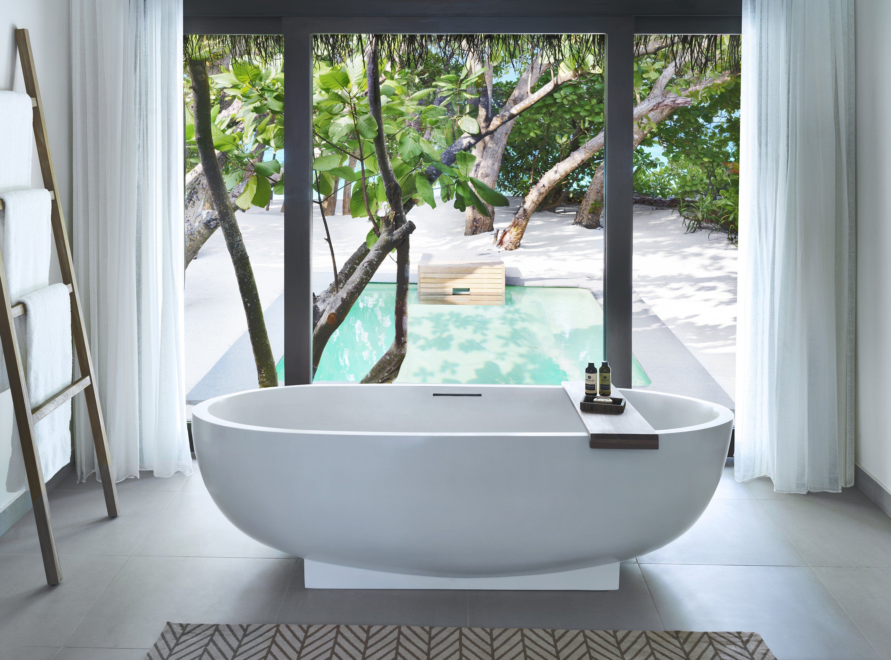 Beach Pool Villa (Bathroom)