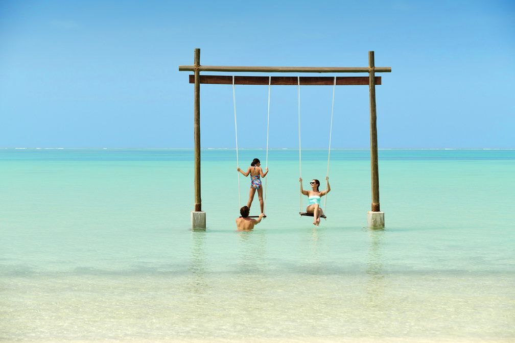 Swing in the water 