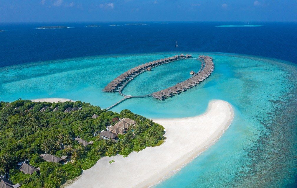 Birds-eye view of Anantara Kihaavah Villas Maldives