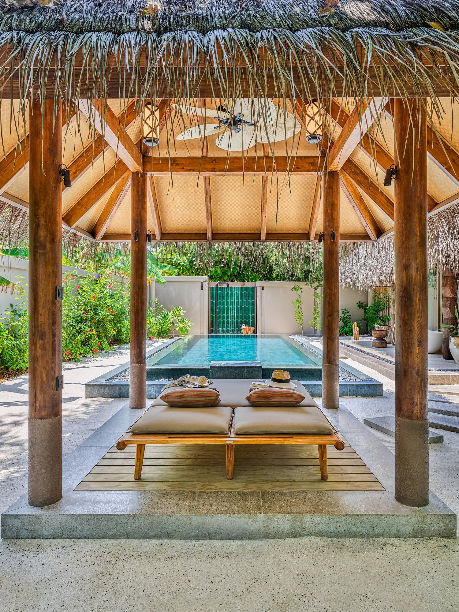 Family Beach Villa With Two Pool