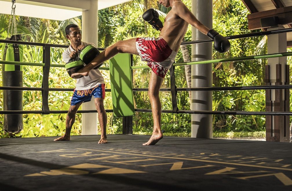 Muay thai bowing