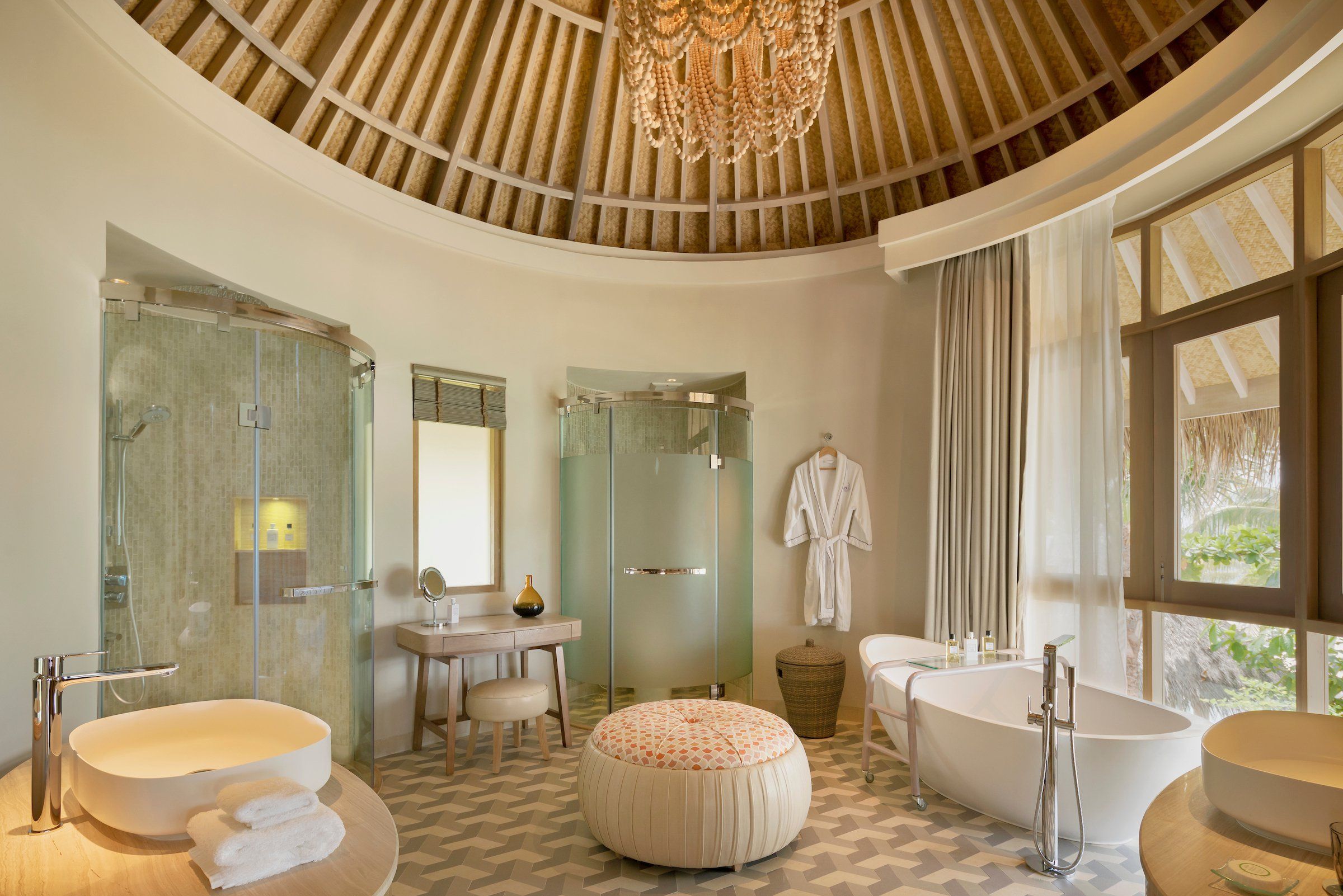 Beach Residence with Private Pool (Bathroom)