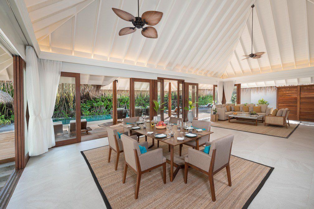 Three Bedroom Beach Pool Residence