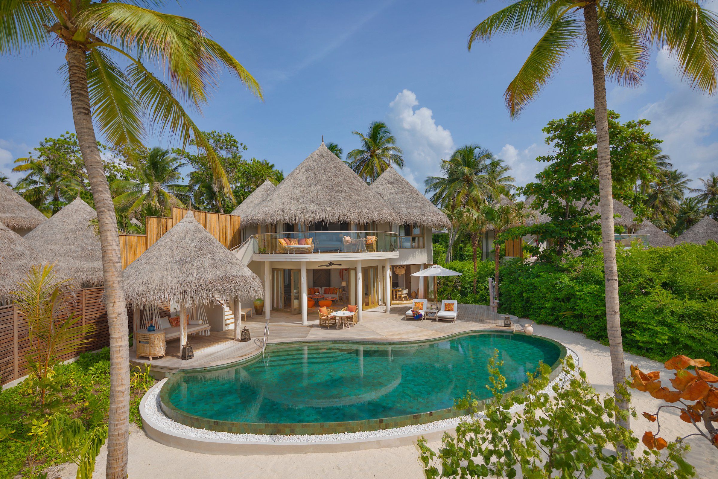 Beach Residence with Private Pool (Exterior)