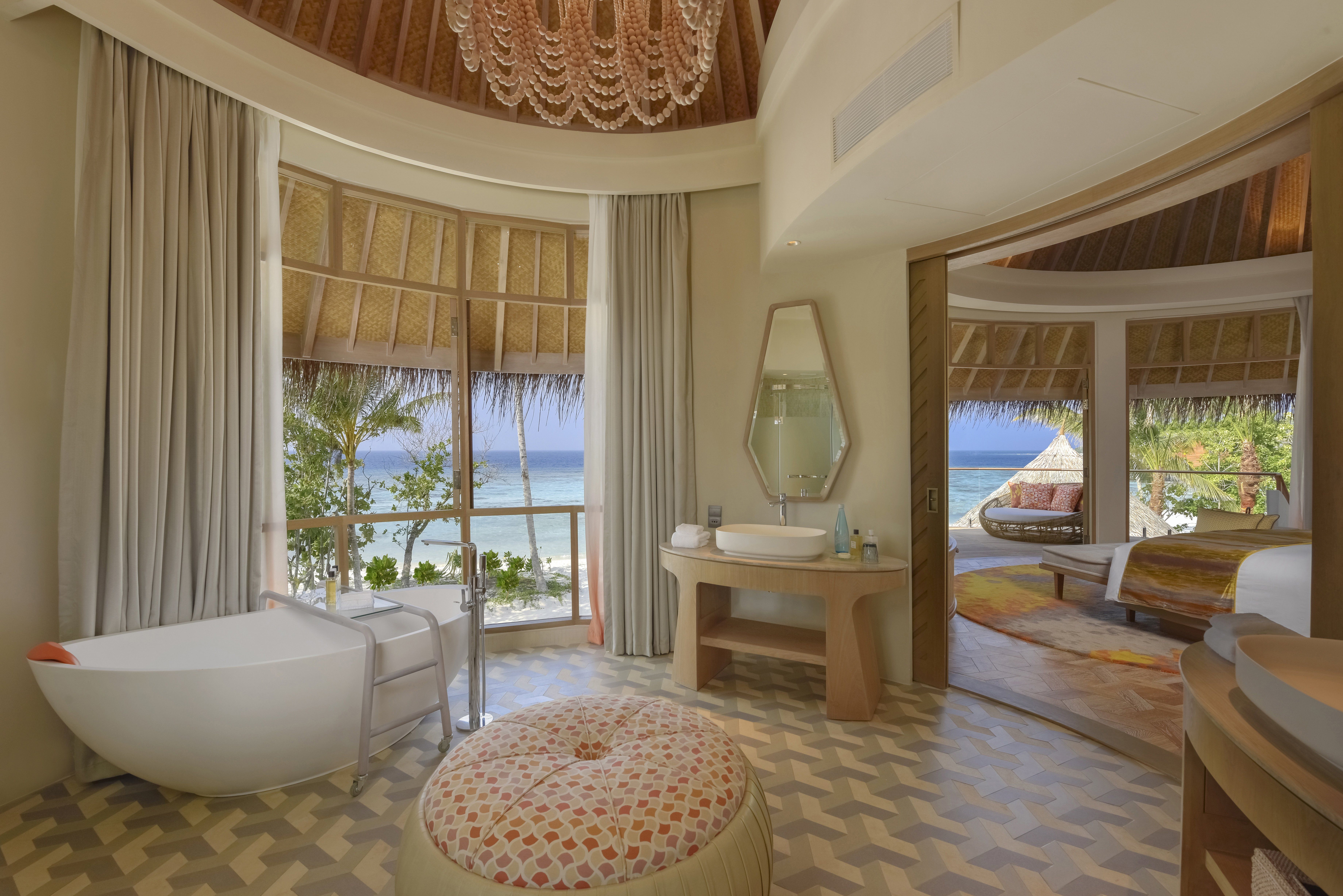 Beach Residence with Private Pool (Bathroom)