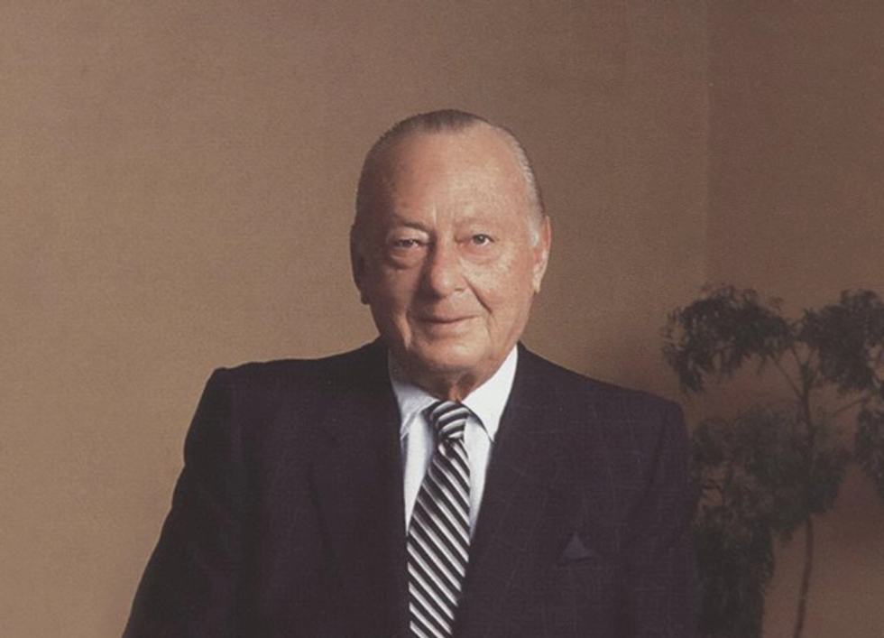 Commodore Irving Gould