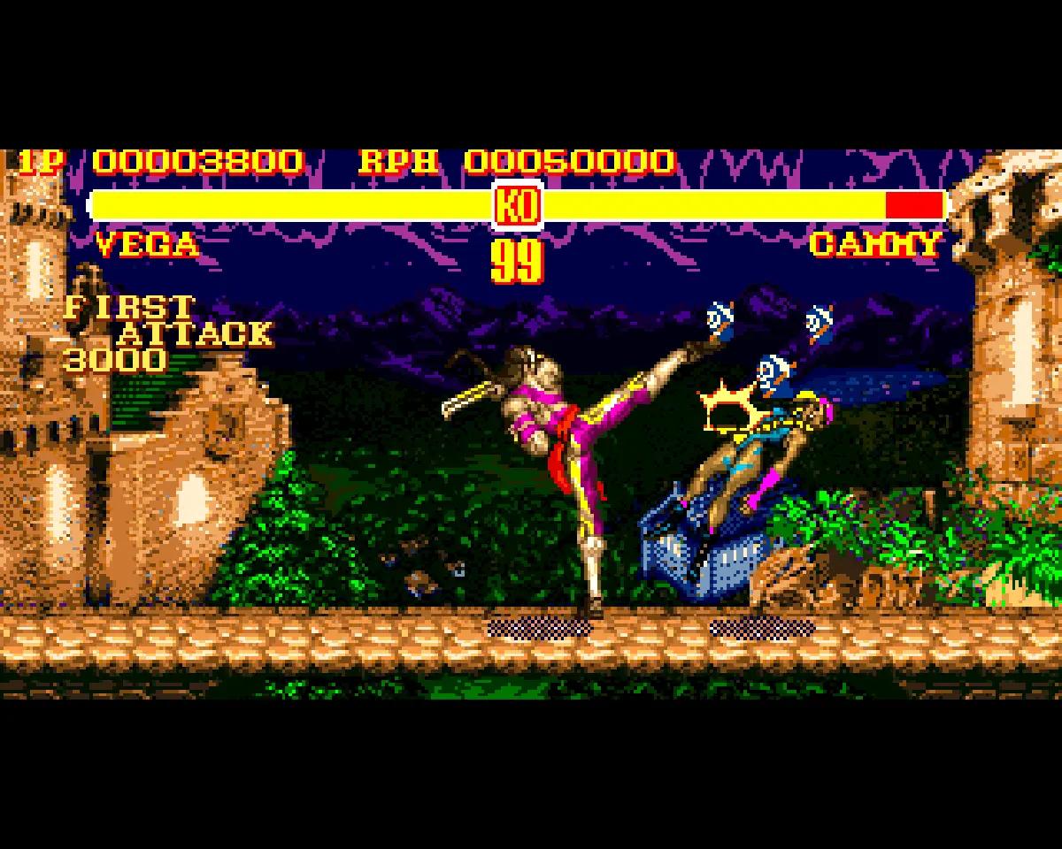 Super Street Fighter II on Amiga, with Vega hitting Cammy during a fight.