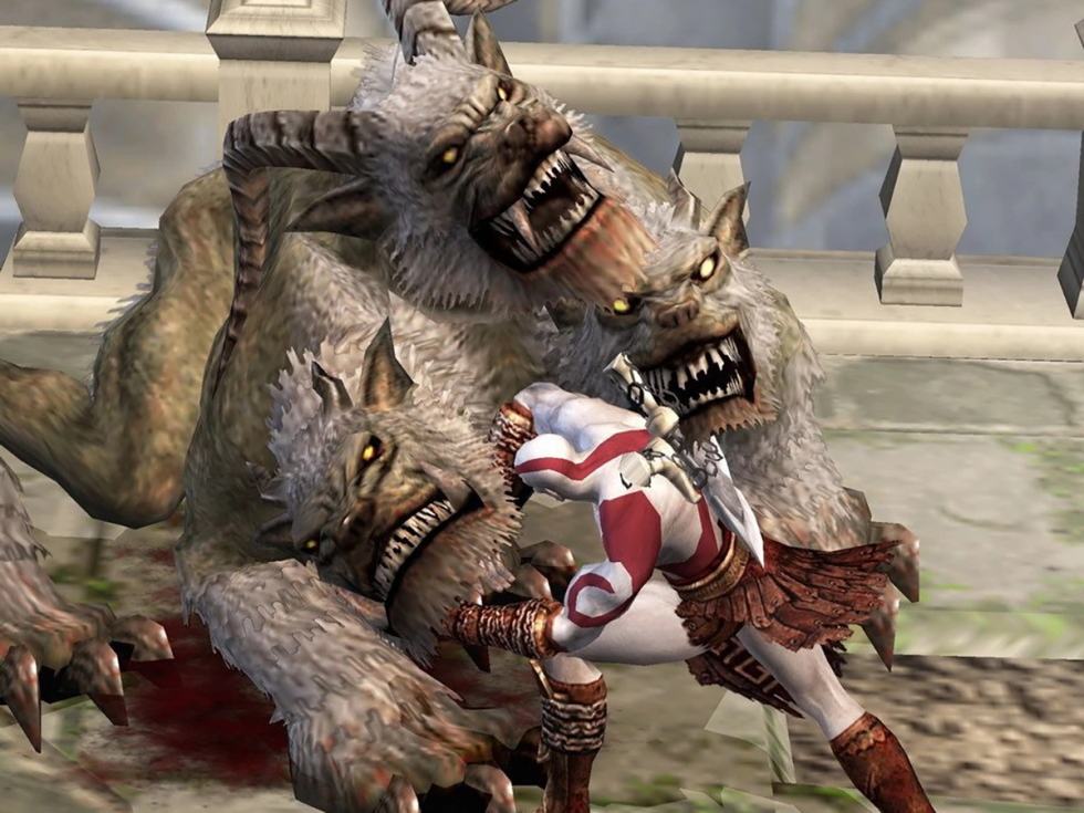 Kratos affronta una creatura mitologica in una scena spettacolare di God of War II.