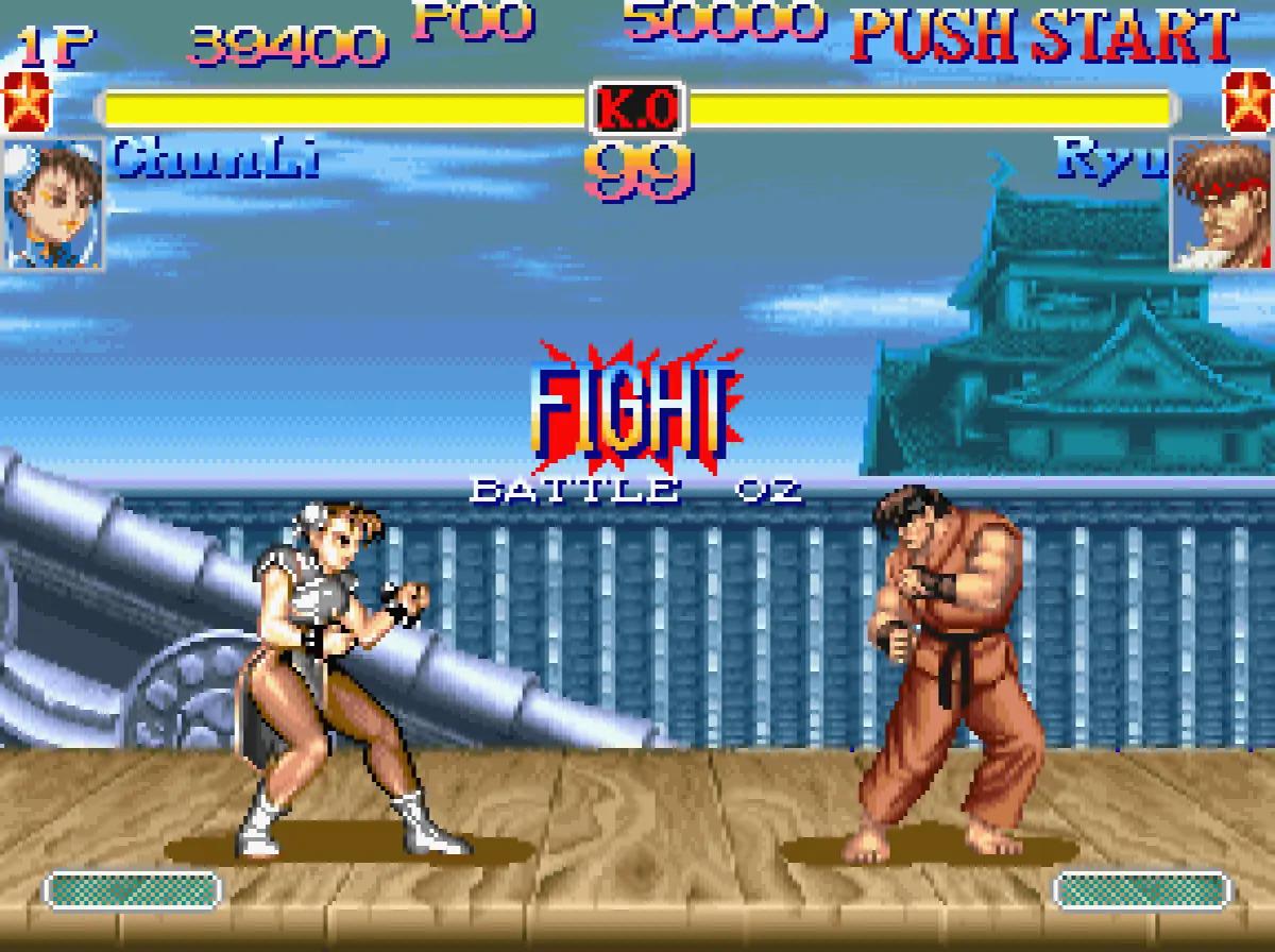 Super Street Fighter II Turbo su 3DO, con Chun-Li e Ryu pronti a combattere su un tetto giapponese.