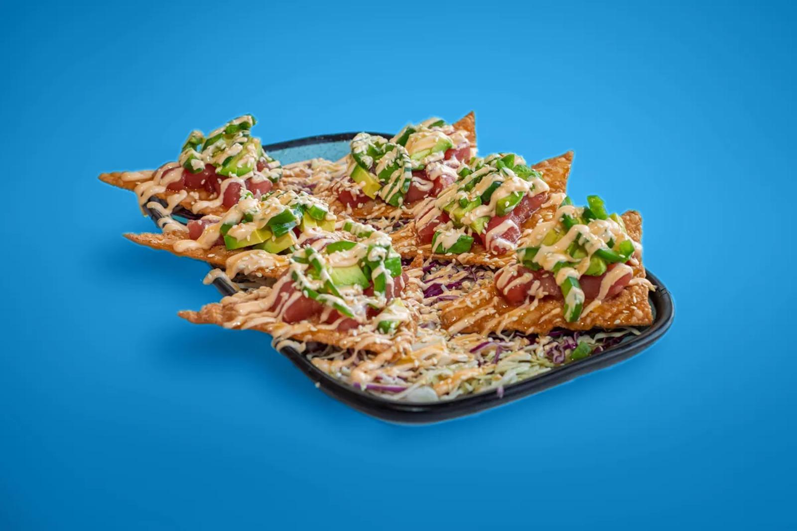 Yellowfin tuna nachos, overhead
