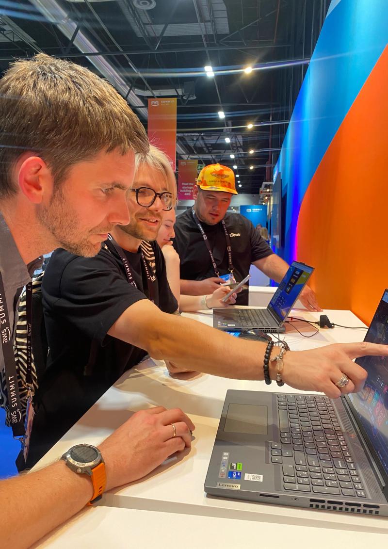 AWS Summit in Madrid 2024 clash cards