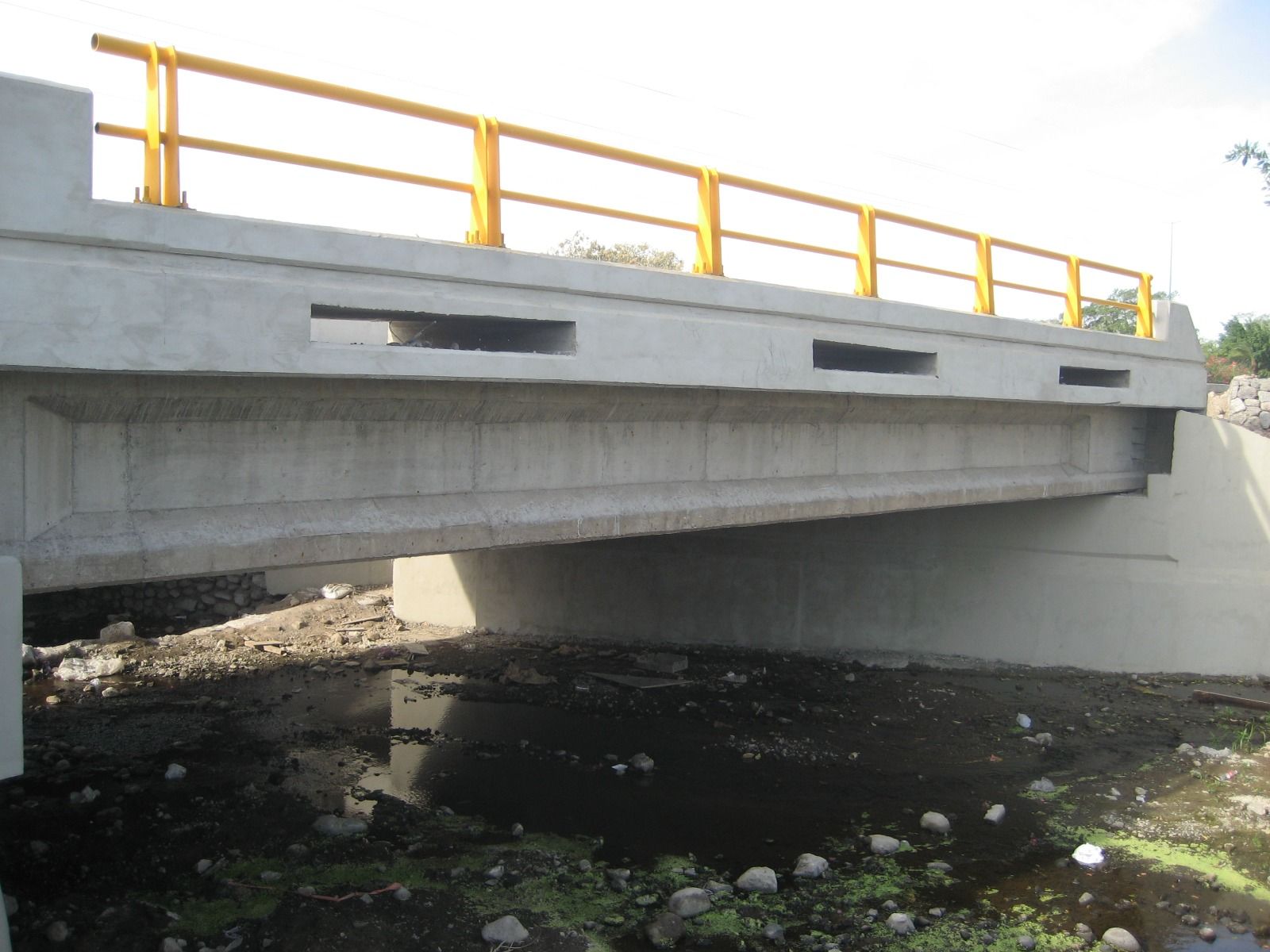 PUENTE