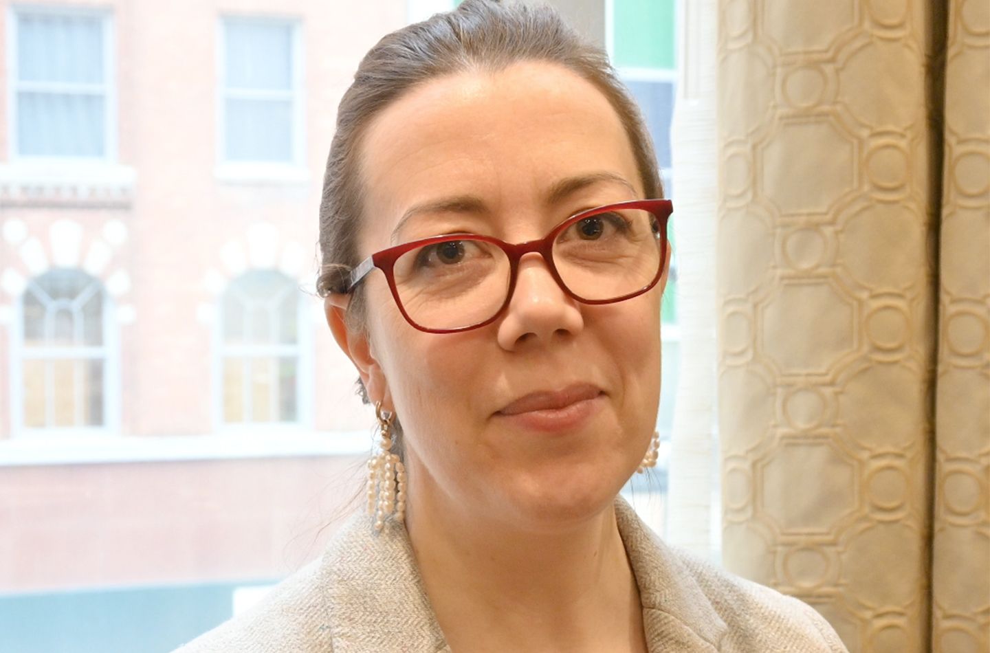 A headshot of Anne Helme