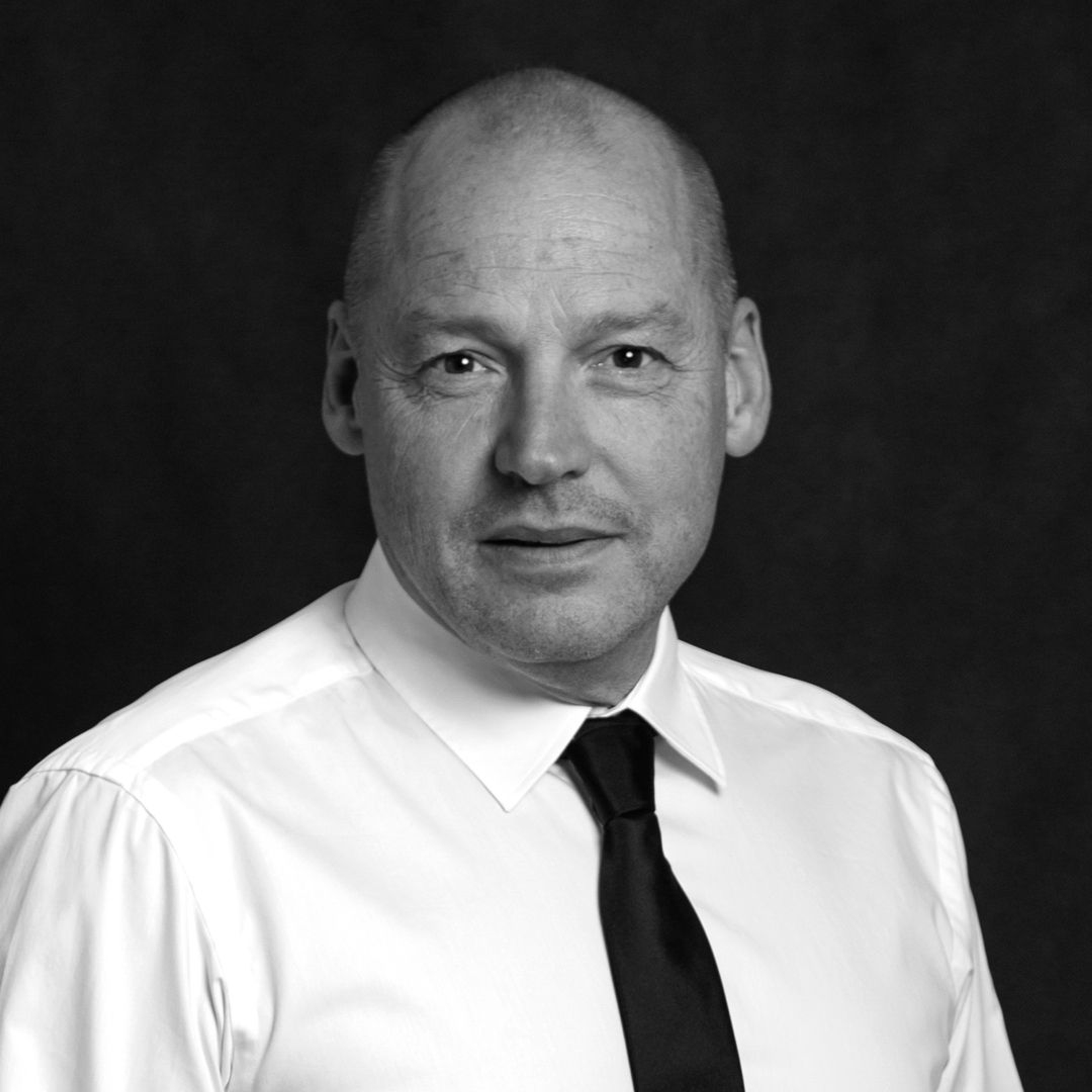 Portraitfoto des Geschäftsführers der MEAC GMBH - Tomas Spindler