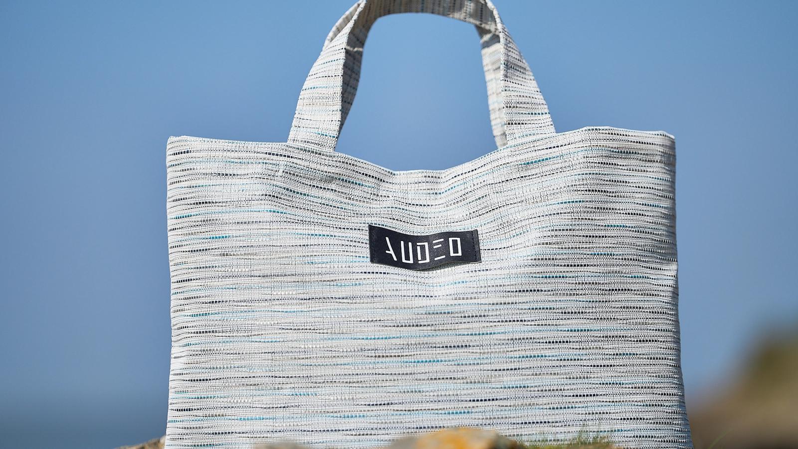 Sac upcyclé fabriqué en France dans l'atelier AUDEO