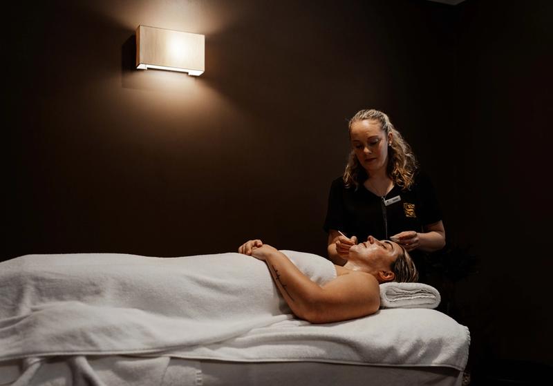 Lady receiving a facial
