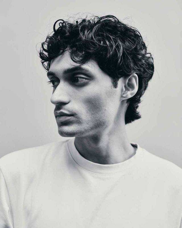 Short curls natural texture hairstyle by Fabio Scalia
