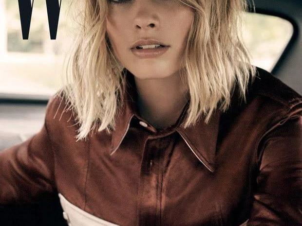 Get The Look: Margot Robbie’s Effortless Chic Waves