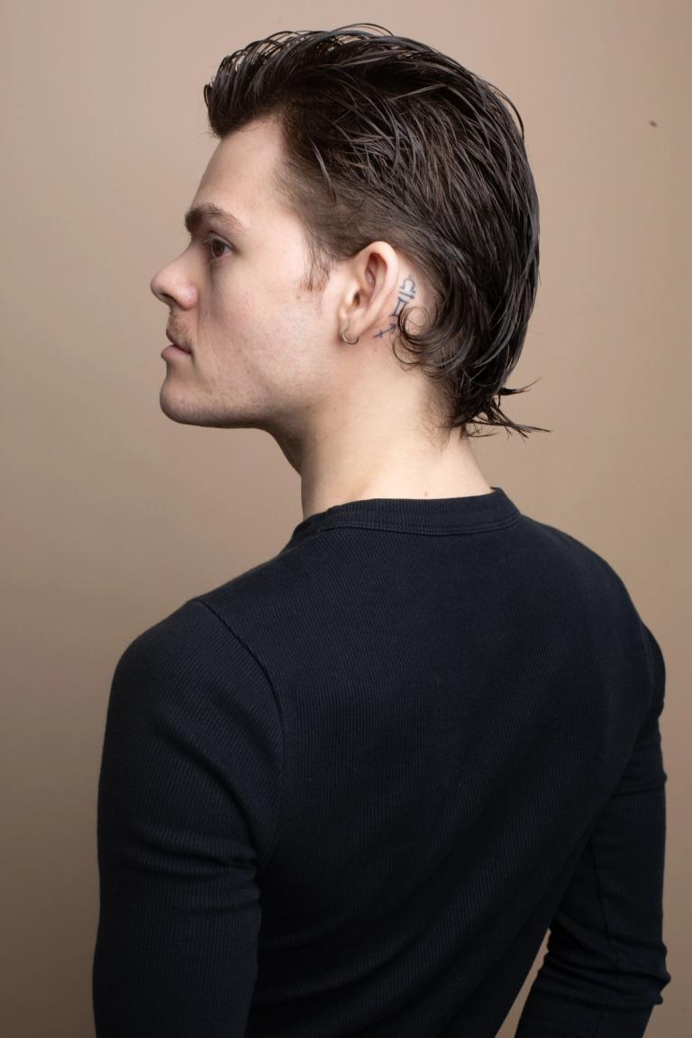 side profile of mens fringe cut