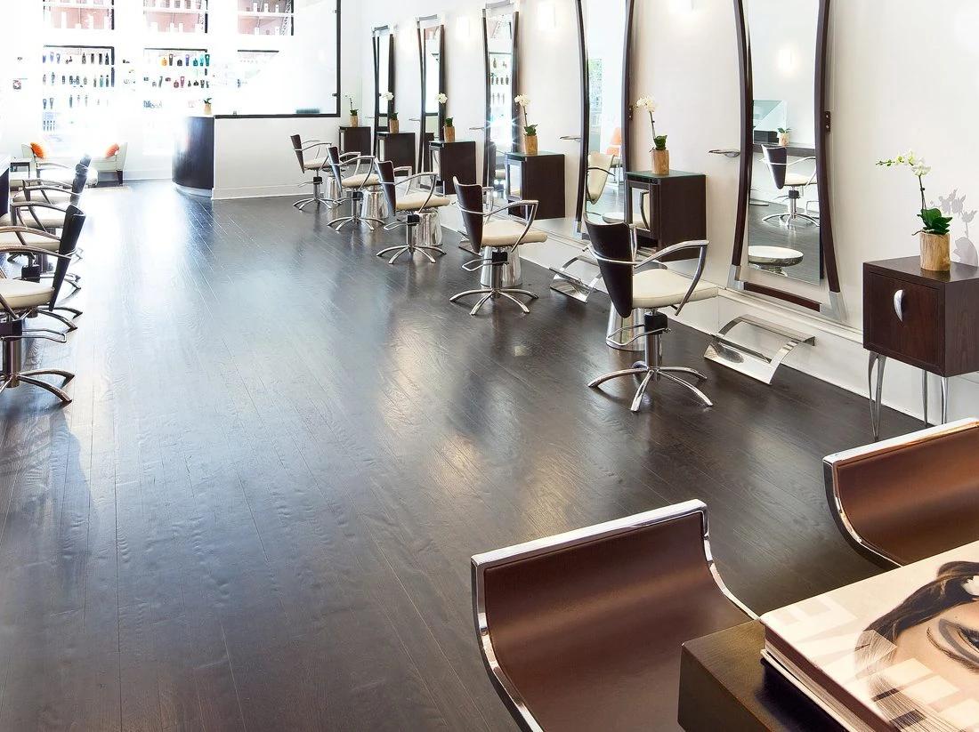 Does Age Matter When Choosing a Hairstyle?