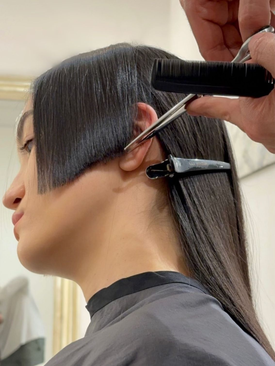 image of scissor haircut