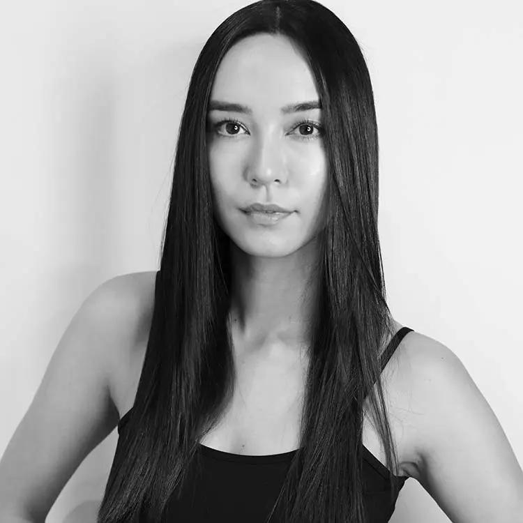 STRAIGHTENING & PERMS