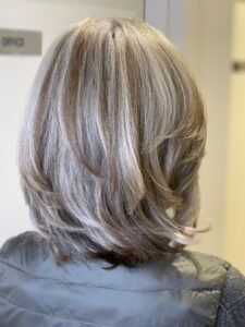 How to transition to gray hair with highlights