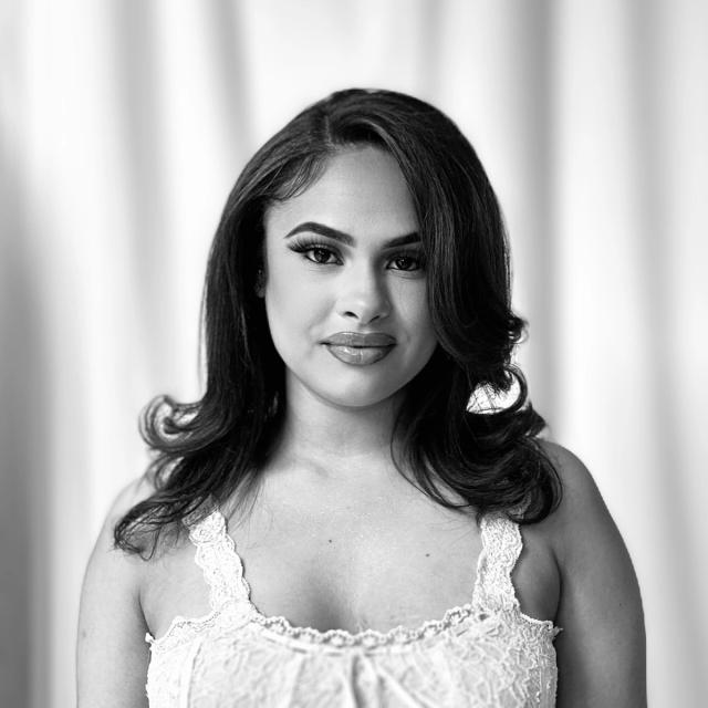 AMANDA RECIO