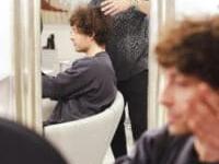 Barber vs. Hair Stylist: What’s the Difference & How To Choose