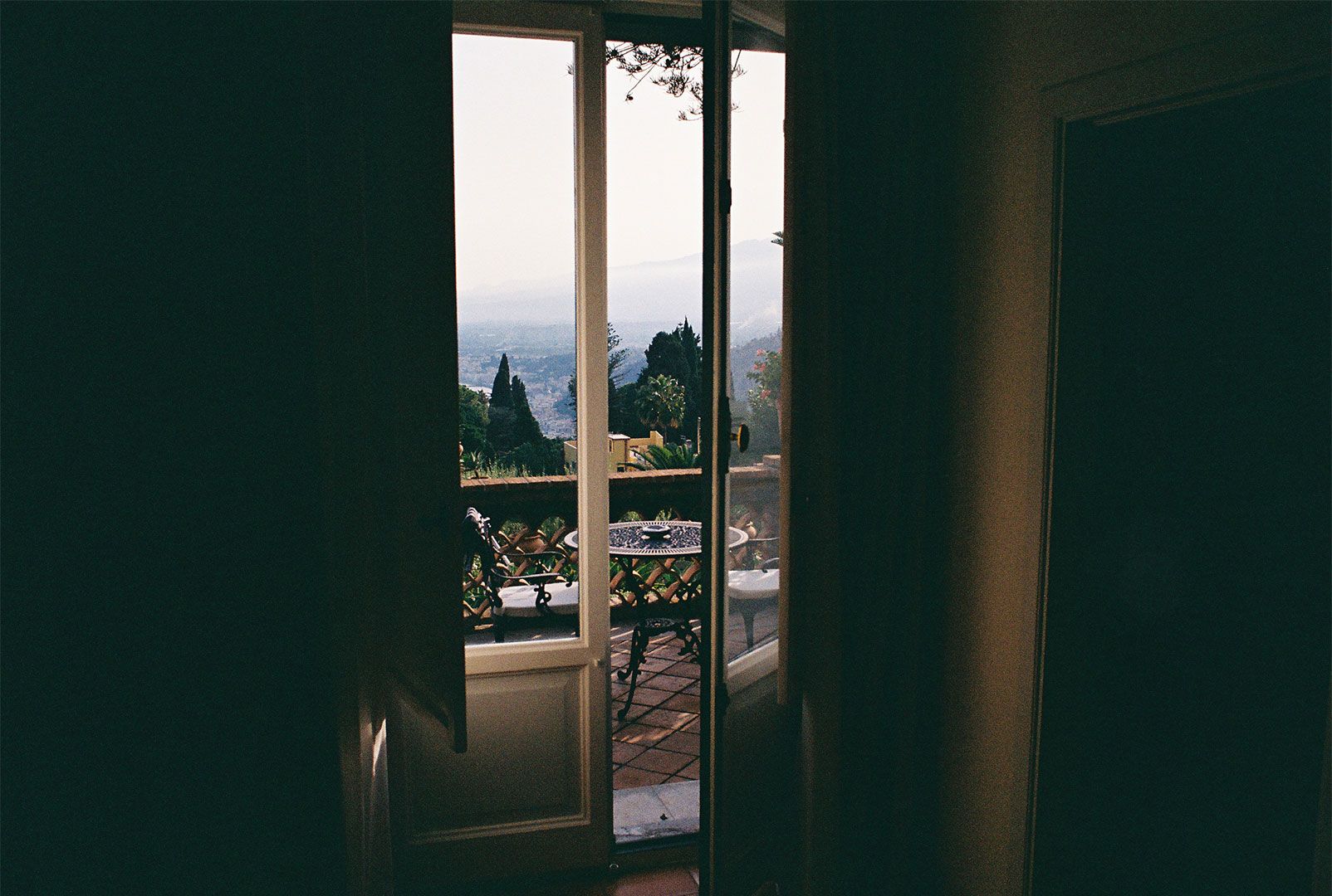 About the value of Grand Hotels