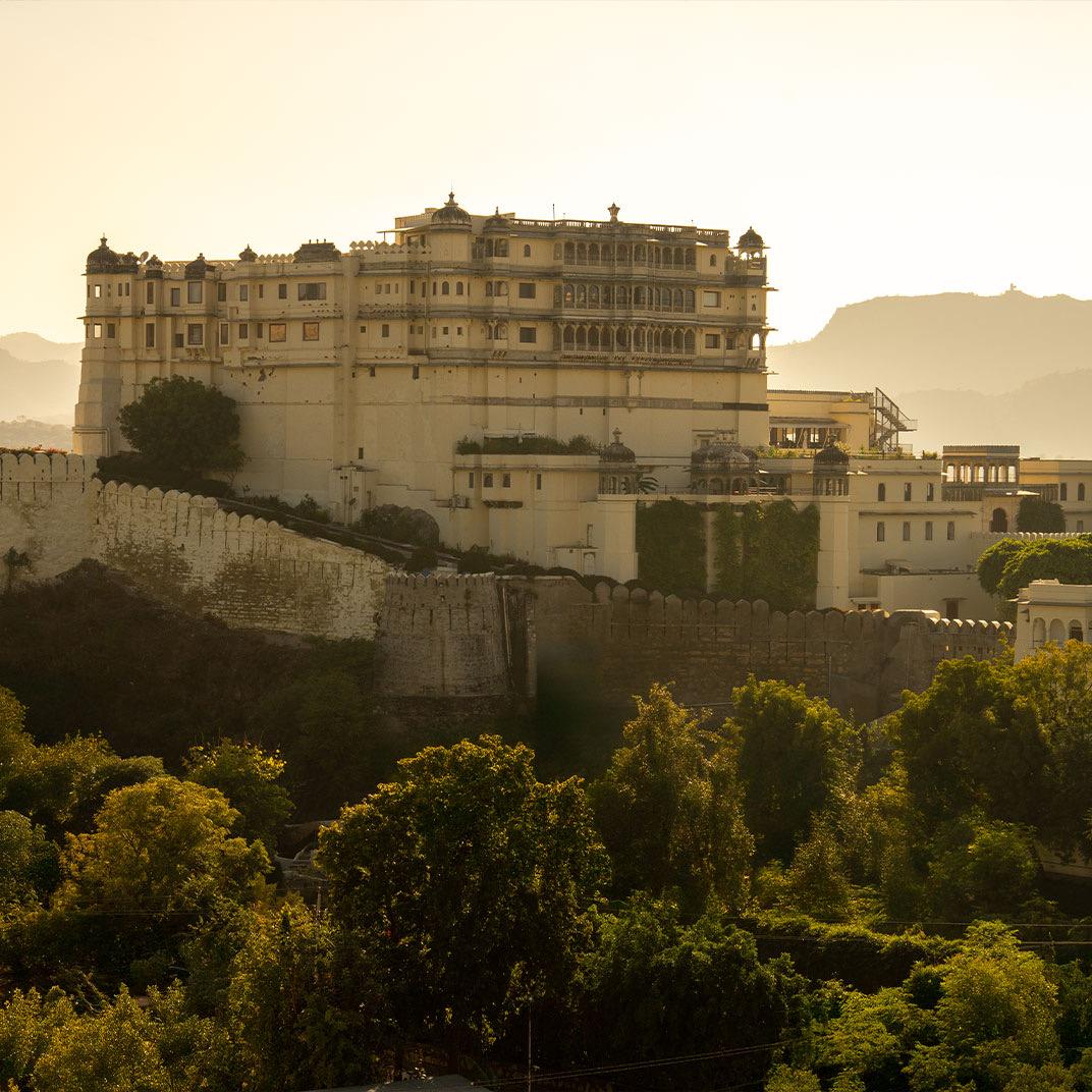 The fort on its hill above the valley at dusk