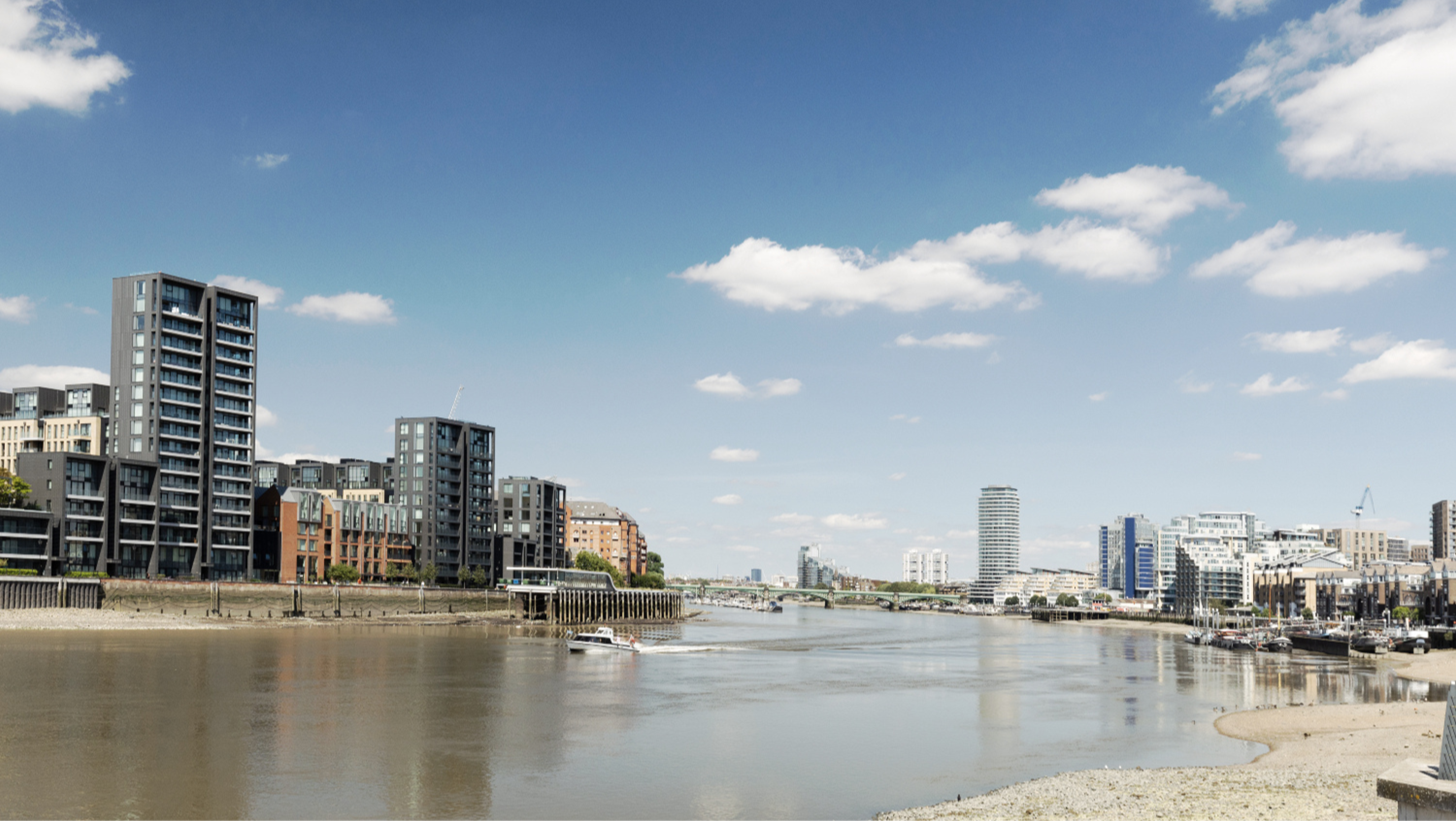 London panorama with Lombard Wharf