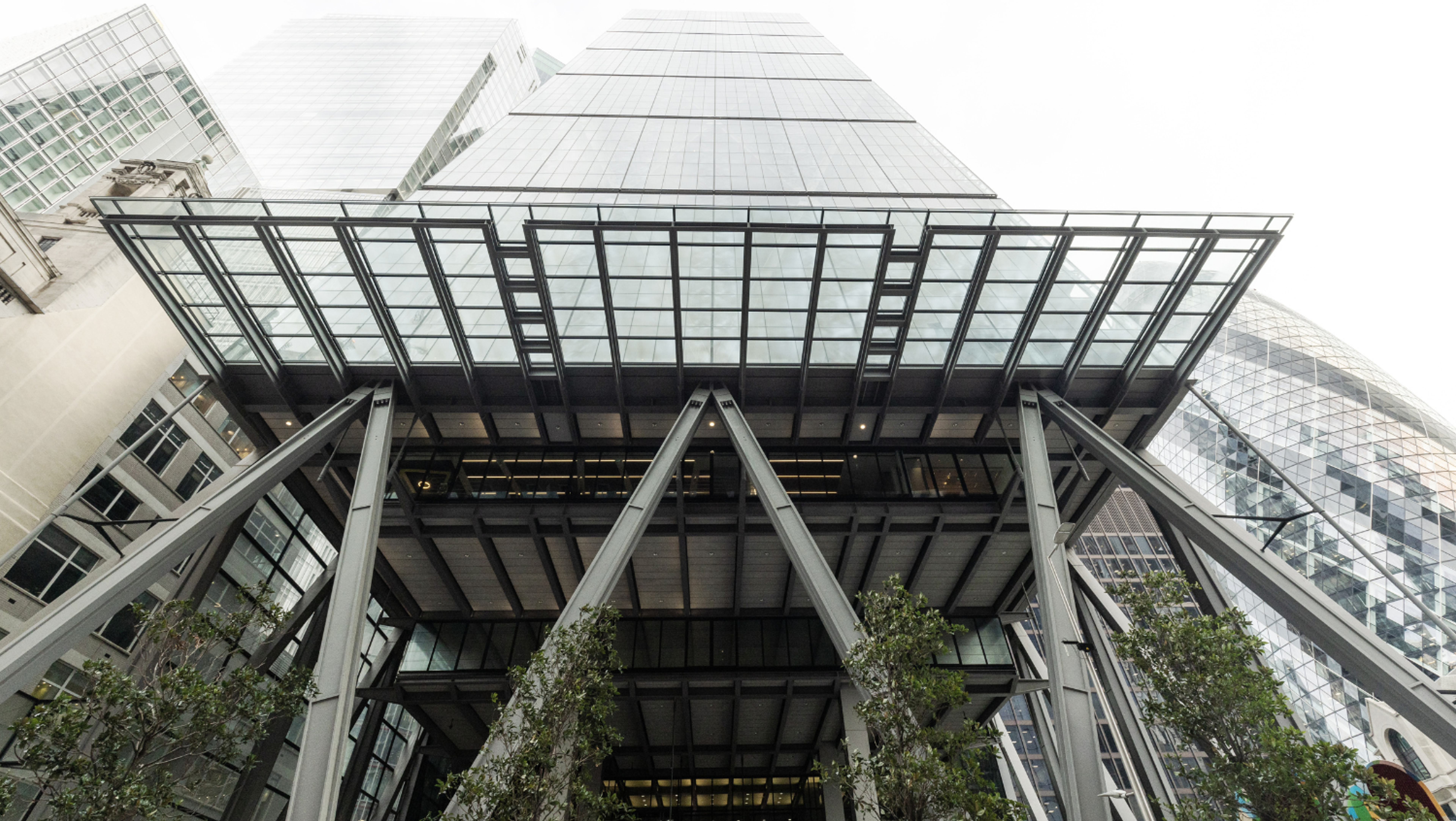 Leadenhall building front entrance picture